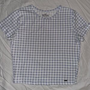 Hollister Gingham Baby Tee in blue and white (size: L)